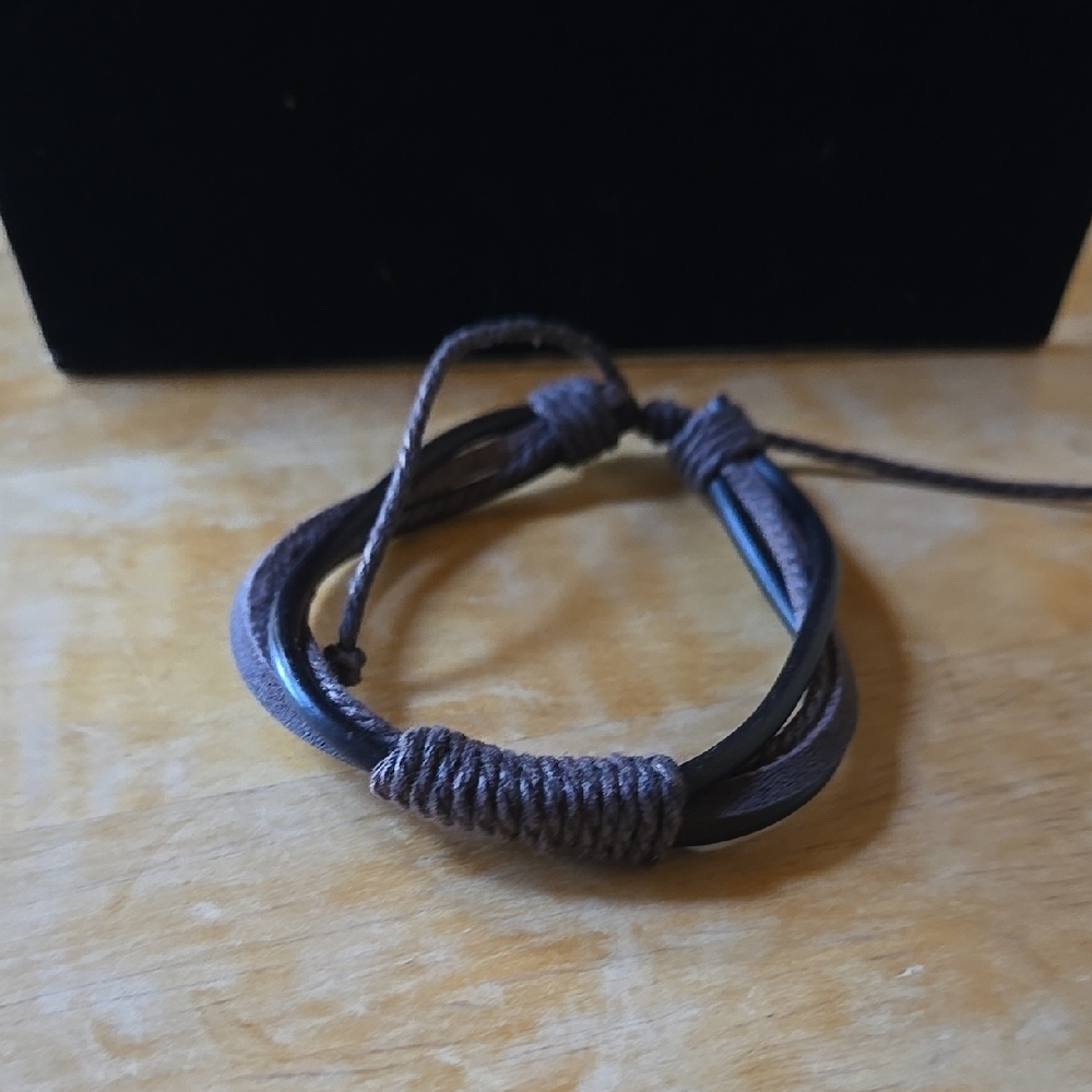 Unisex Brown Leather Cord Adjustable Bracelet